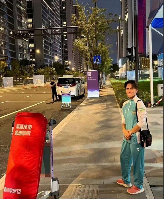 霍启刚吐槽巴黎奥运村没空调